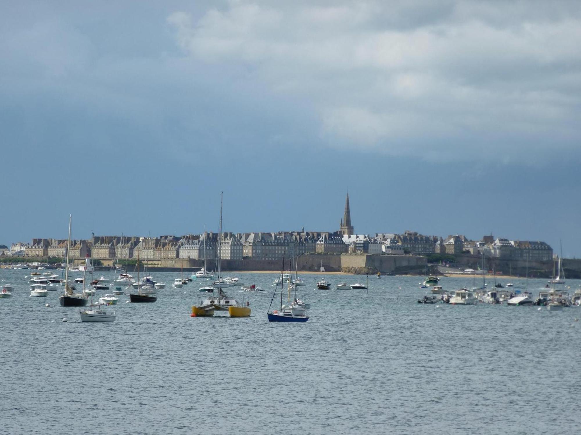 Apartment, St Malo Saint-Malo Exterior foto
